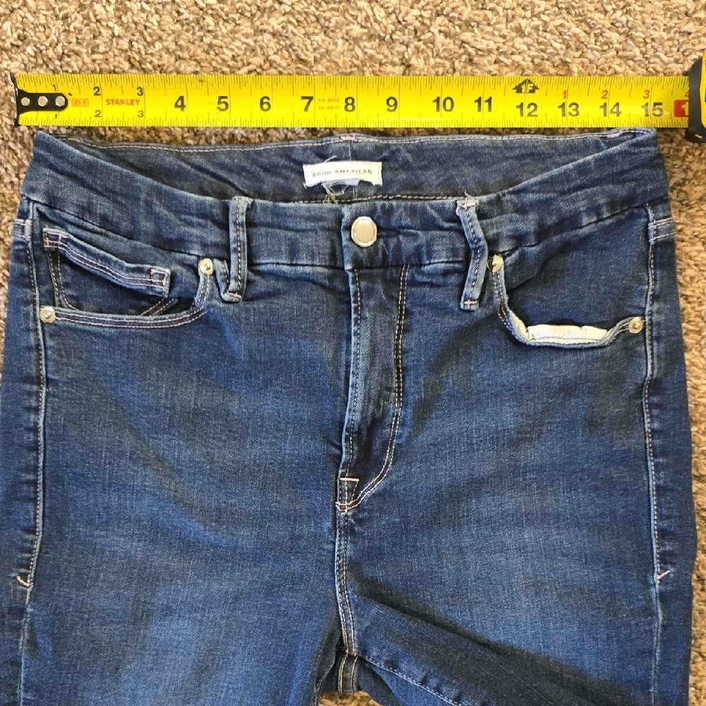 Good American Blue Jeans - Picture 5 of 7